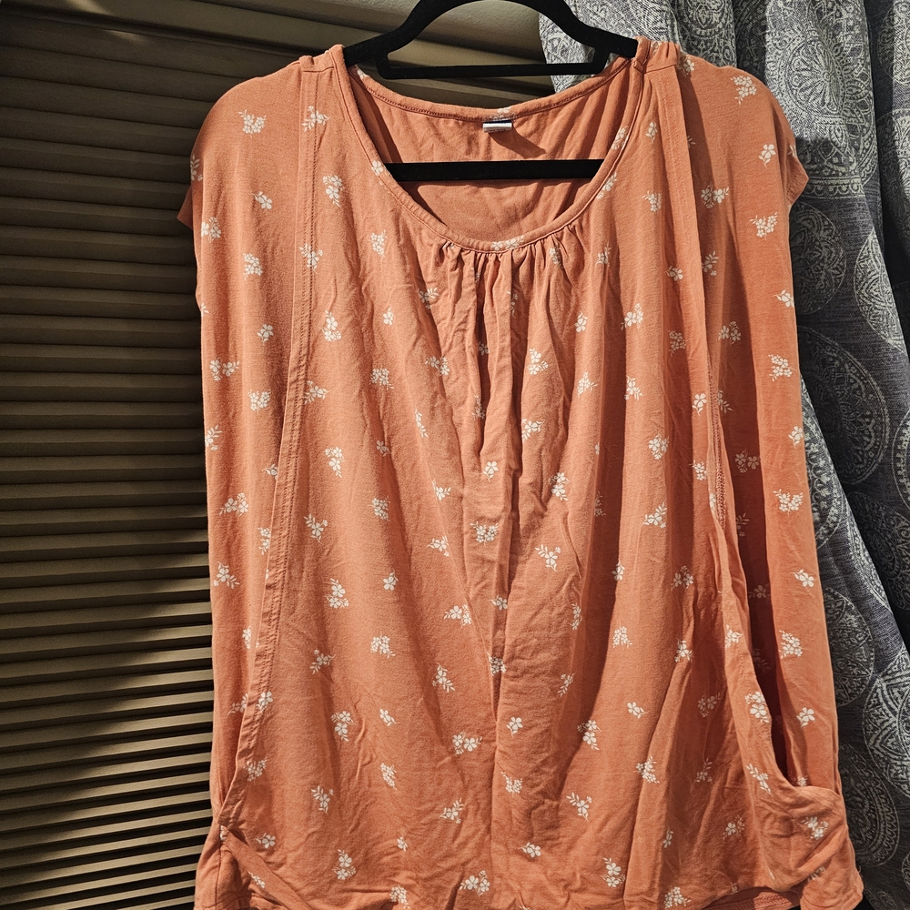 Old Navy Women's Coral Floral Short Sleeve Nursing Top
